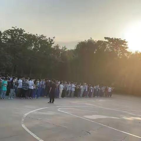 点燃激情，为梦而战（美高三年级第十三周工作总结）