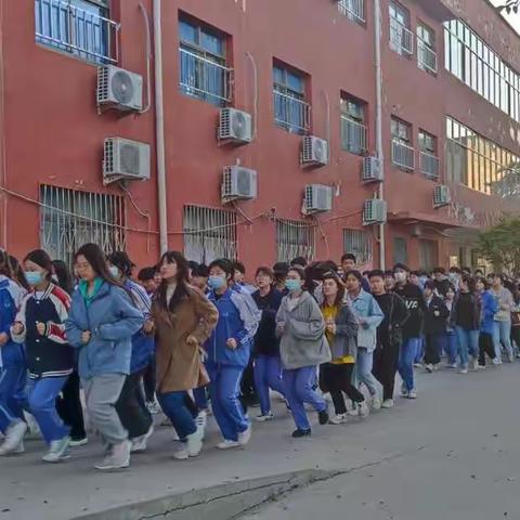 无悔青春，逐梦星河（美高三年级第十周工作总结）