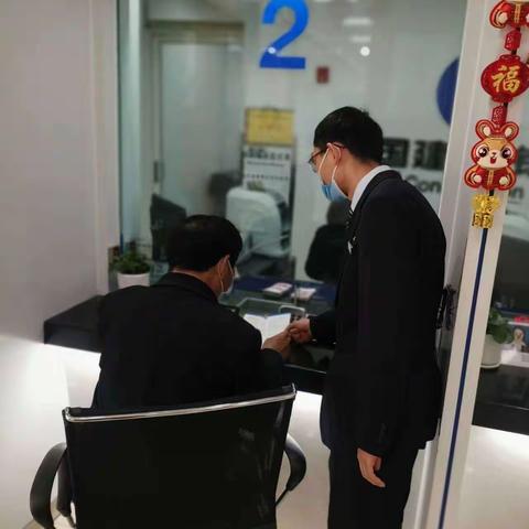 召陵新区支行开展消费者权益保护宣传活动