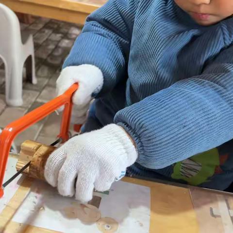 制作车轮——锯木