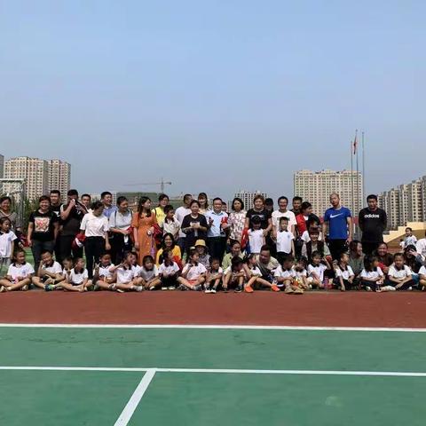 2019级八班秋季趣味运动会