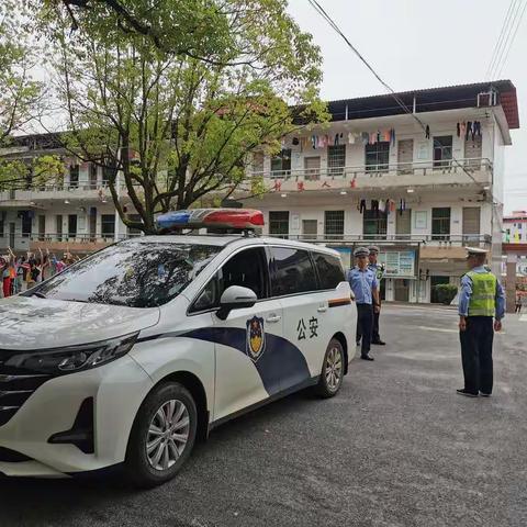 交通安全进校园——安平中心小学