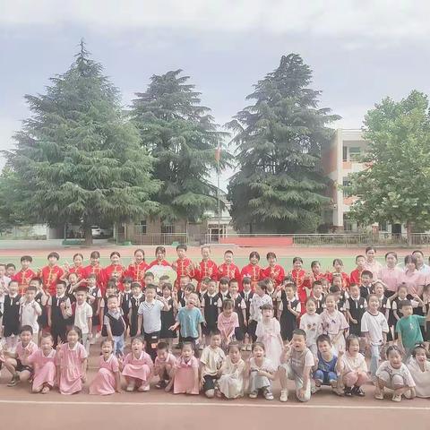 小学初体验，衔接促成长——幼儿园大班探秘集贤镇殿镇小学活动剪影