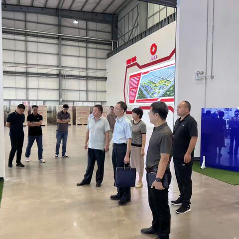 省住建厅来我市调研光电材料企业