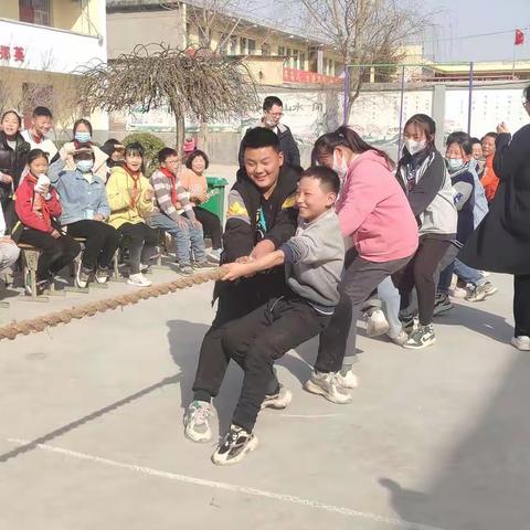 拔河比赛促团结，齐心合力展风采——铁炉学校春季拔河比赛