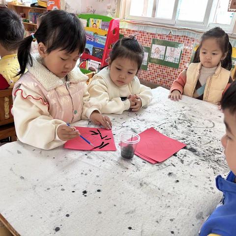 小二班“当开学遇到元宵节”