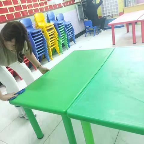 小天才豆豆一班《四月的雨、和阳光的你》