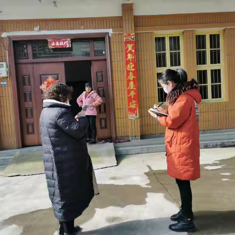 低庄镇南社区：女干部沉心基层防“疫 ”   真英雄巾帼不让须眉