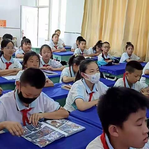 巴市二中 五年一班 读书汇报—韩丽