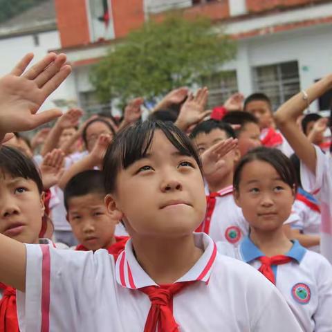 喜河镇中心小学开展“喜迎党的二十大，欢度国庆节，奋进新征程”主题活动