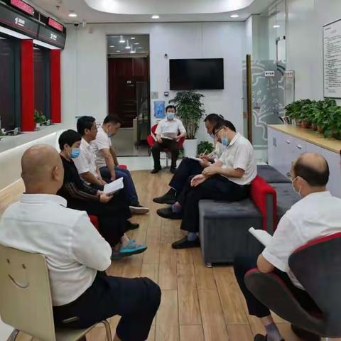 秦都支行继续开展学习刑法（节选）读本和“警示与反思”大讨论活动