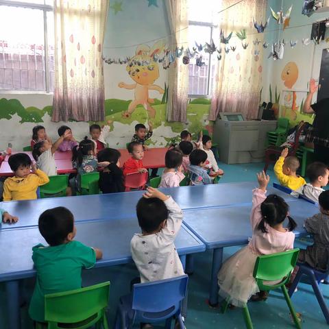 大路里小学附属幼儿园开展国庆活动“我和我的祖国🇨🇳”