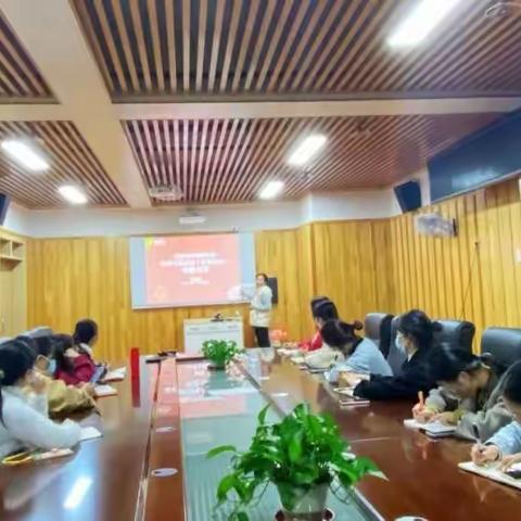 聚集教研智慧，探索劳动教育