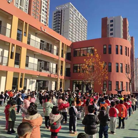 突然冒泡  带领小朋友跟大家道晚安~