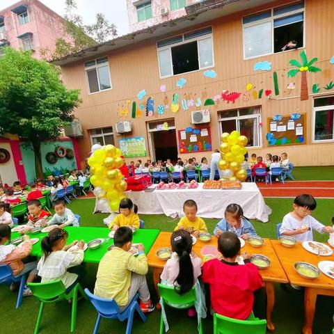 月圆迎中秋，美食共品尝—金贝贝幼儿园中秋美食汇活动