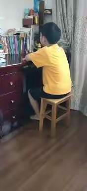 贺一的快乐暑假