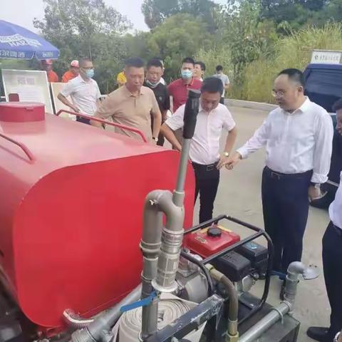 市领导带队到文光街道开展巡林和森林防火督导工作