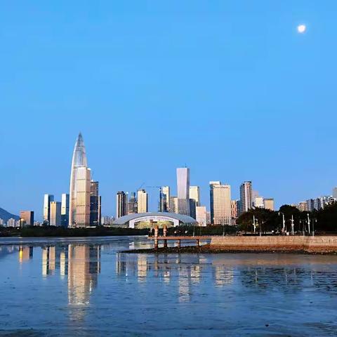 因为一个人，爱上一座城，因为这项运动，永记这座城市