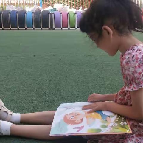 【十二幼学前教育宣传月】“新体验，我快乐”绘本阅读活动（中一班）