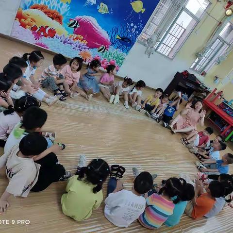 多彩校园，美好时光——实验小学附属幼儿园豆一班期末美篇