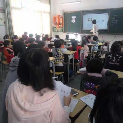 冬阳正好，教研正浓——记中山路小学数学教研组活动