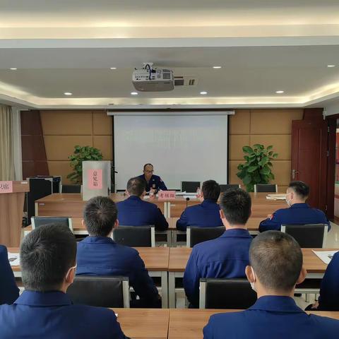 龙岗大队考核组深入横岗消防救援站开展2022年度站级领导班子和干部考核工作