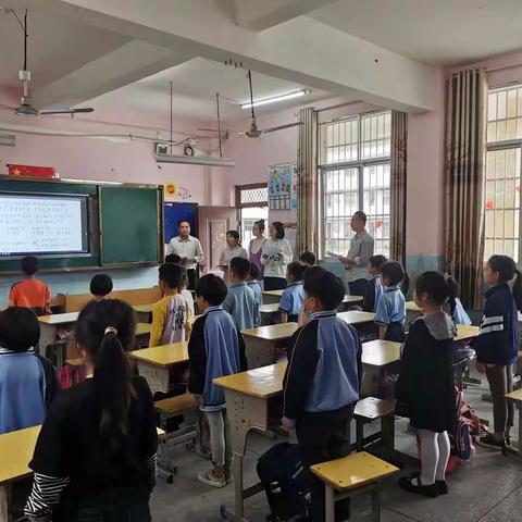 “爱党爱国，红歌飞扬”——四十八小学喜迎二十大开展校歌及红歌大合唱比赛