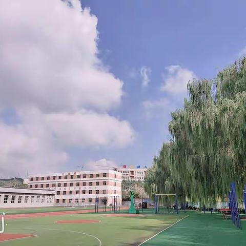 佳县STEM课程人工智能教育机器人大赛——佳州小学