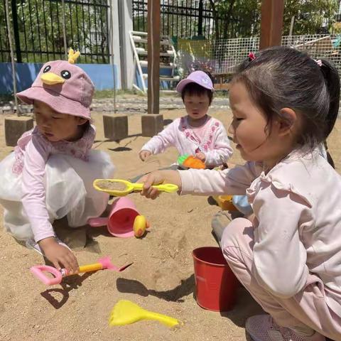 快乐的一周～青岛西海岸新区石雀滩幼儿园（怡和嘉园分园）小二班