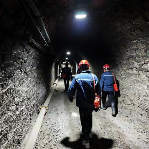 非煤科对沁源县地下矿山企业开展突击检查