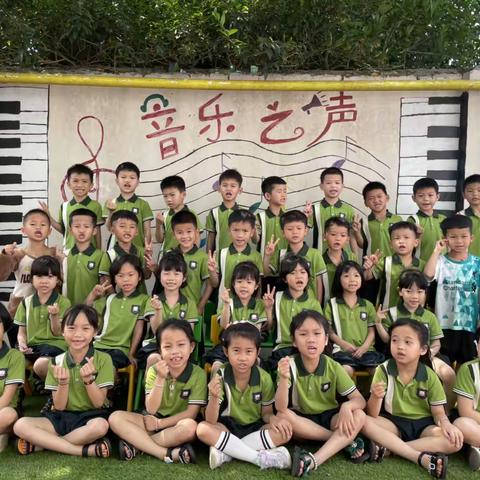 🏫德斯堡幼儿园——大大一班🌷春风十里，不如有你👦👧