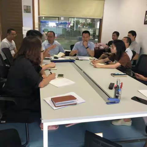 中心高质量、高效率、高标准保障中华人民共和国70周年华诞