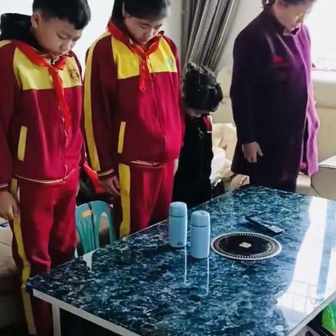 致敬英雄 —— 贵阳市第四十二中学2020年线上清明节祭英烈活动