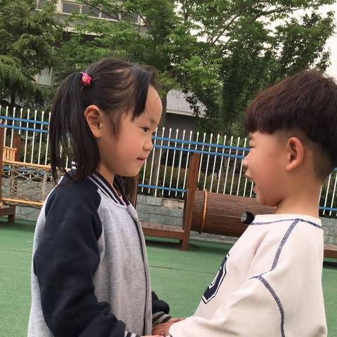 【天逸幼儿园吉颖】《送礼物》