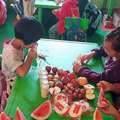 学会分享也是一种快乐！——逢春岭乡尼枯补幼儿园2020年春季学期水果美食分享活动