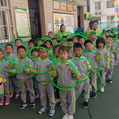 代家湾丽君幼儿园2019年大二班春季幼儿趣味运动会🎊🎊🎊