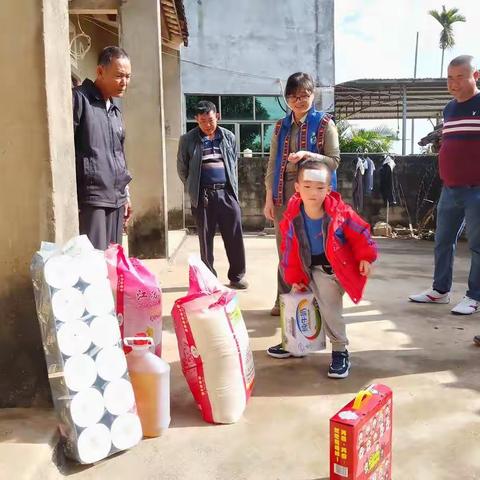 团提蒙乡委开展“邻里相望•关爱老年人”暨“国际志愿者日”主题活动