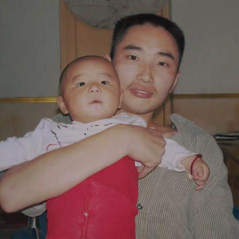 23岁遭遇车祸截肢，38岁有车有房，一位农村小伙是怎样做到的？