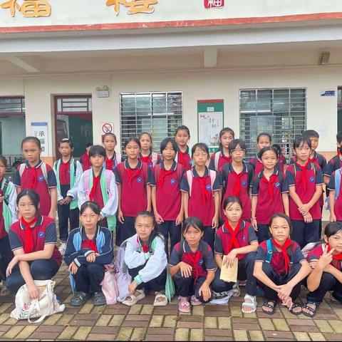 2023年陵水黎族自治县本号镇福和希望小学到万宁市安全演练基地开展安全演练