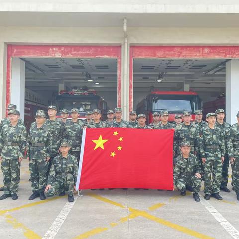 品牌名片高举 “四化”建队推进