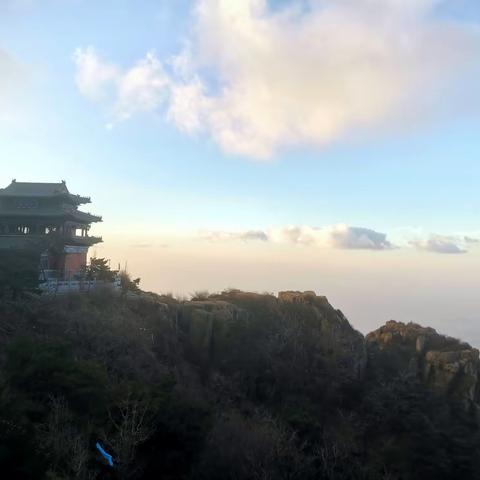 夜登泰山