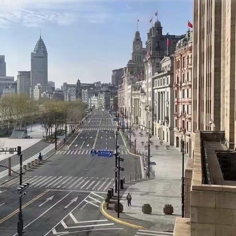 “疫”路有我，“营”地温暖