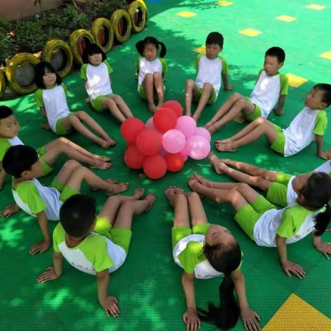 寄料镇金葵花幼儿园大班(毕业照)