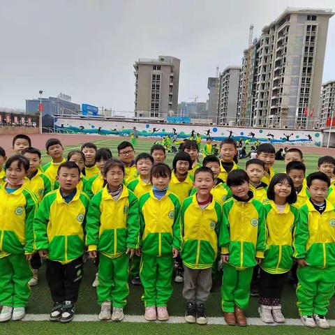 新宇小学一二班一周纪实