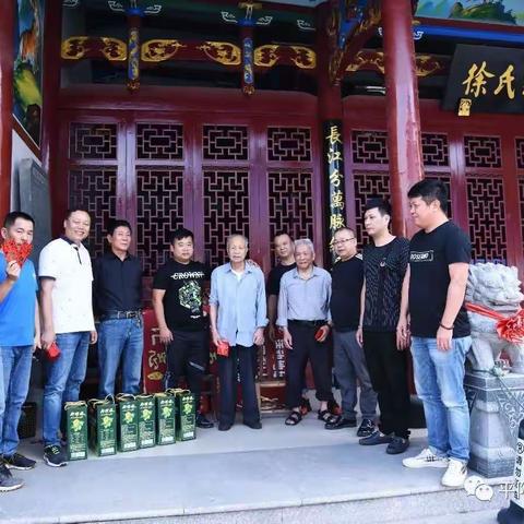 爱在重阳，情暖夕阳