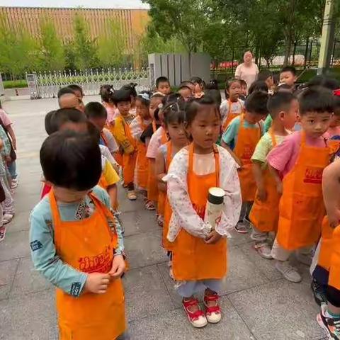 “童心向党，快乐成长”峡山双语小学幼儿园(总园)——小班级部长卷绘画活动掠影