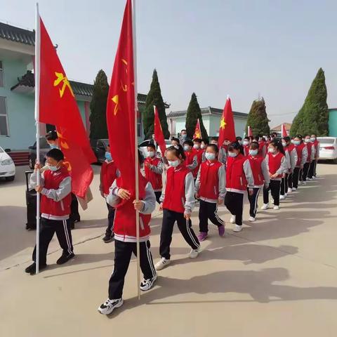 缅怀革命先烈，传承革命精神——水波小学祭奠革命先烈活动