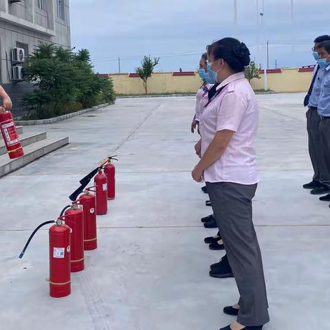 沙湾东匝道收费站：坚守安全红线  当好第一责任人