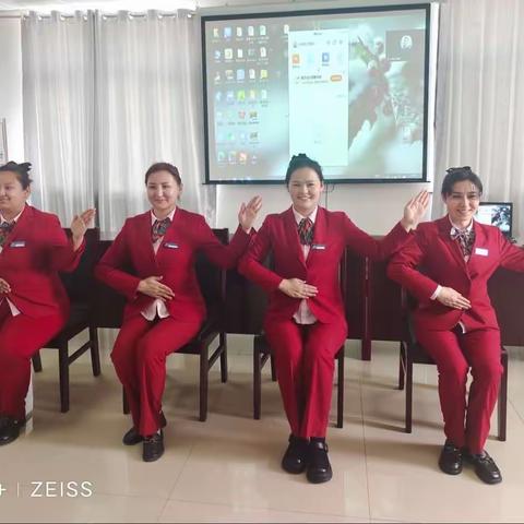 以“训”促学  强技能  提素质  树形象