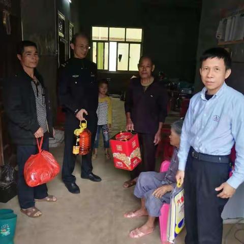 春节扶贫送温暖，真情慰问暖人心 ——海口交警支队春节前走访慰问贫困户